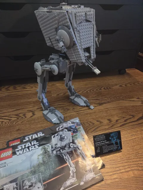 (99%) LEGO Star Wars UCS Imperial AT-ST Walker (10174) 1068 pcs Vintage 2006 