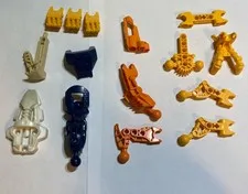 lego bionicle Assorted Bulk Lot Figure Pieces