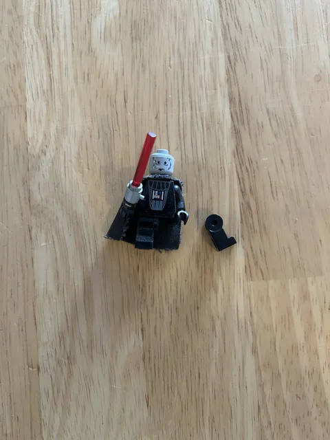Lego Star Wars Darth Vader Light Up Lightsaber Minifigure SW0117