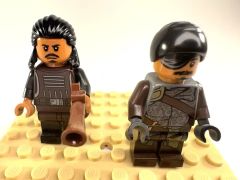 Lot 2 LEGO Star Wars Minifigs Tasu Leech & Kanjiklub Gang Member