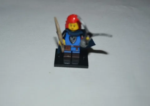LEGO MINIFIGURES 71037 SERIES 24 - GIRL FALCONER MINI FIGURE # 5