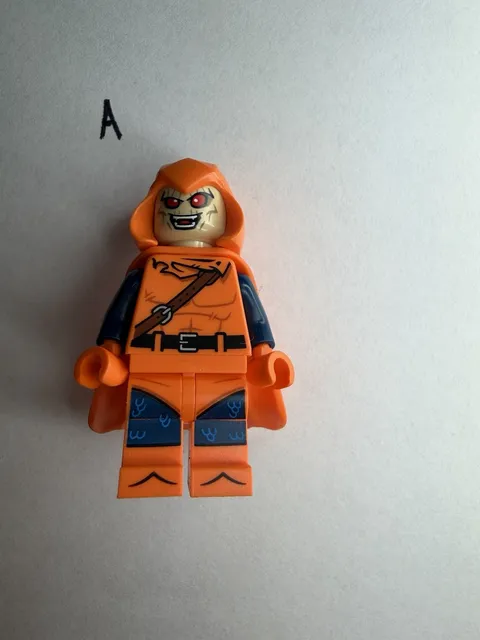 LEGO Super Heroes Hobgoblin Minifigure Spider-Man Marvel 76317 Hood Rubber Cape