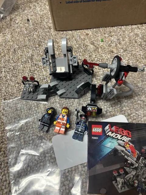 LEGO The LEGO Movie: Melting Room (70801) 100% Complete W/ Instructions No Box