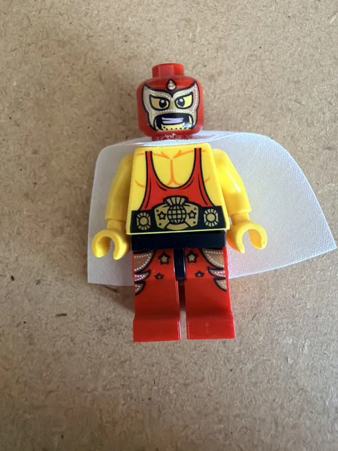 LEGO El Macho Wrestler Minifigure (tlm022)
