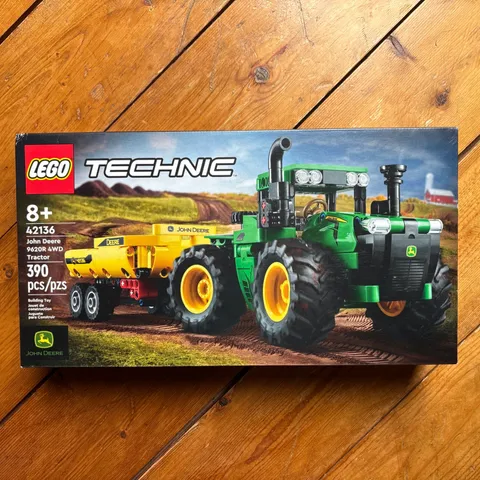 Lego 42136 John Deere 9620r 4wd Tractor