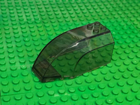 LEGO Windscreen 8x4x3 Curved - 2008