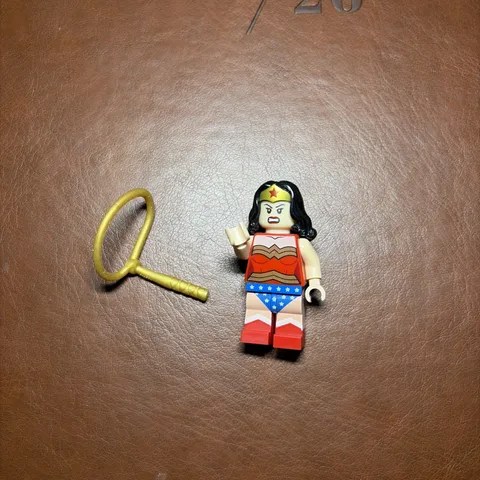 LEGO DC Wonder Woman Lego Minifigure