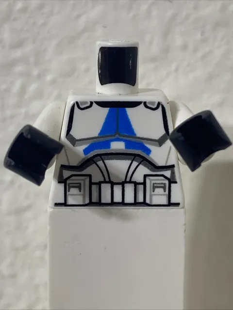 Lego Star Wars White Torso Armor Clone Trooper with Blue 501st Legion Markings