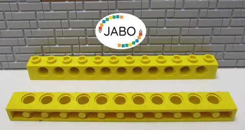 (J15/2/7) LEGO Technic 2 x 3895 Perforated Beam 1x12 Yellow