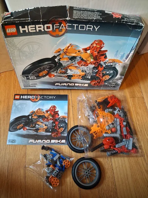 TORN BOX Sealed Bags LEGO Hero Factory 7158 Furno Bike BIONICLE Complete 100%