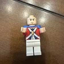 Lego Pirates of the Caribbean King George's Soldier Minifigure 4193 poc019