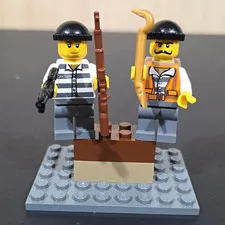 LEGO City Minifigure Lot of 2 Bad Guys W/Black Beanies Crowbar Backpack Guns