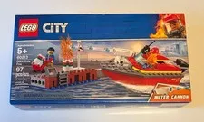 LEGO CITY: Dock Side Fire (60213) BRAND NEW SEALED RETIRED