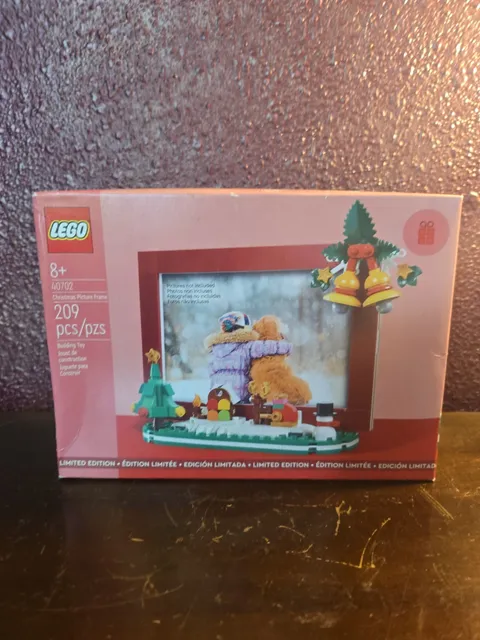 LEGO: Christmas Picture Frame (40702) Gift with purchase / Unopened and NEW!!