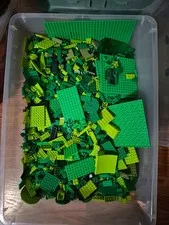 Lot mixed green LEGOs