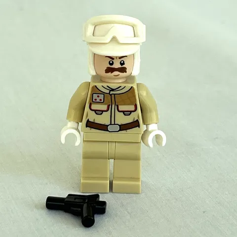 Lego Star Wars - Rebel Officer Minifigure - 75098 - sw0728 - UCS Tan Uniform