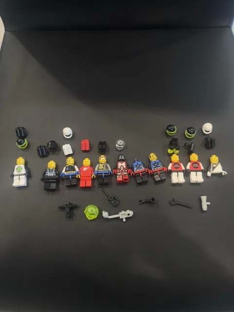 Vintage LEGO Space Minifigure Lot of 11 M-Tron Blacktron Spyrius Futuron Parts
