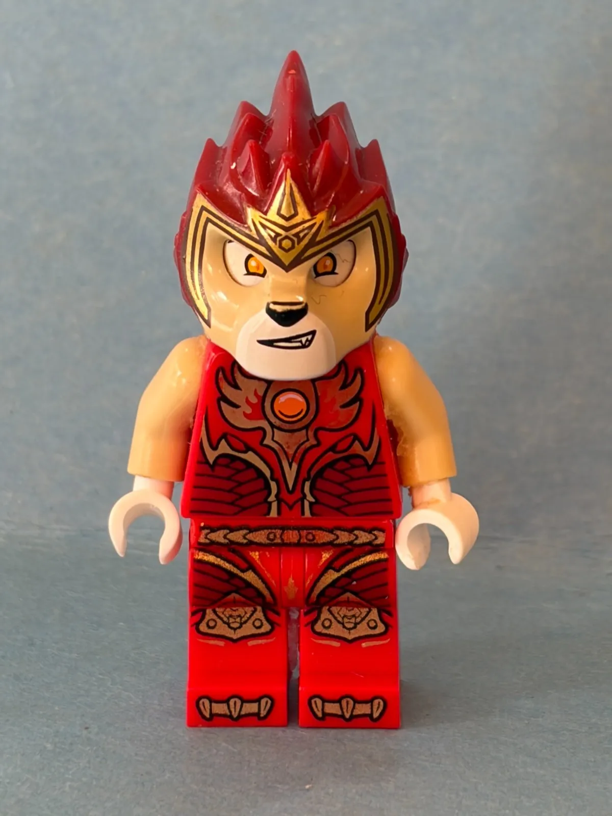 LEGO Legends Chima Minifig loc101 - Laval Fire Chi - Light Scratches/No Cracks