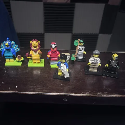 LEGO CMF Minifigures Series lion, peacock, skateboard, robber, Custom Lot