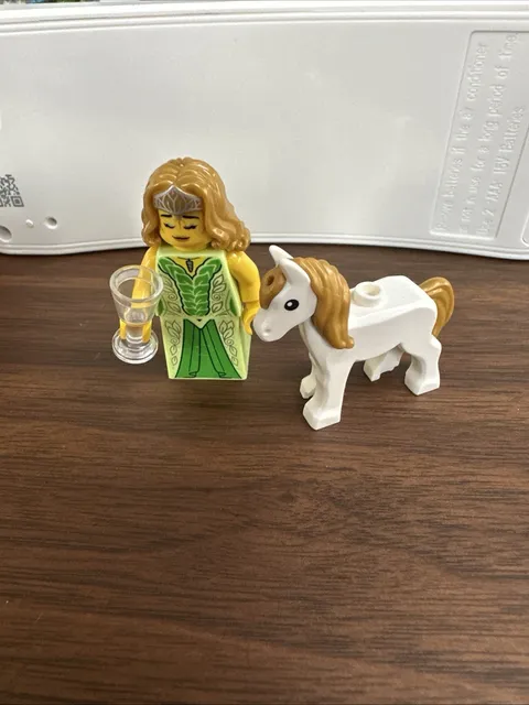 LEGO MINIFIGURES Series 29 Unicorn Elf Minifigure