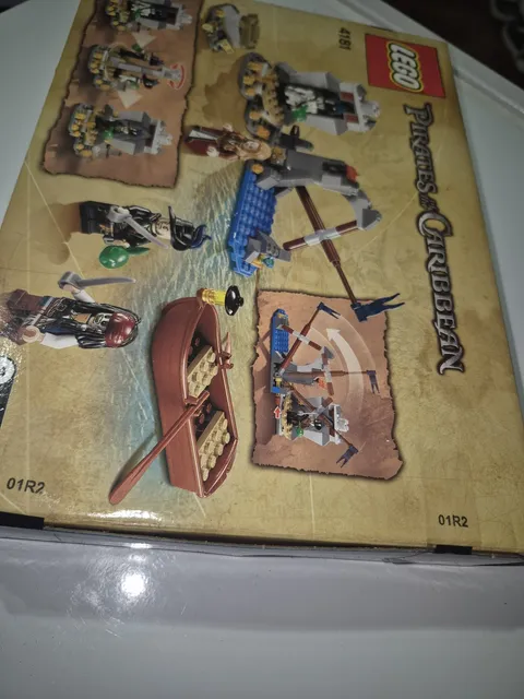 LEGO Pirates of the Caribbean: Isla de Muerta (4181)