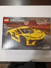 LEGO Technic 42205 Chevrolet Corvette Stingray C8 Set 732pcs (2025)