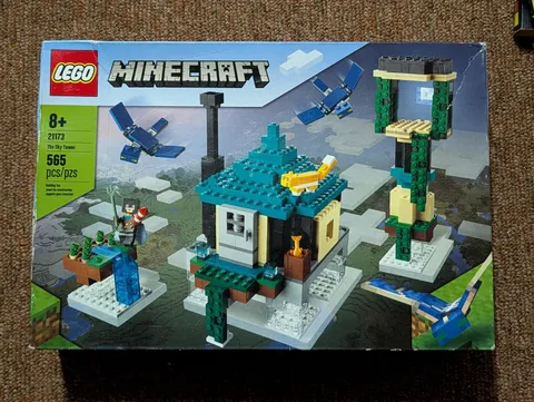 LEGO Minecraft: The Sky Tower (21173) BRAND NEW / NEVER OPENED