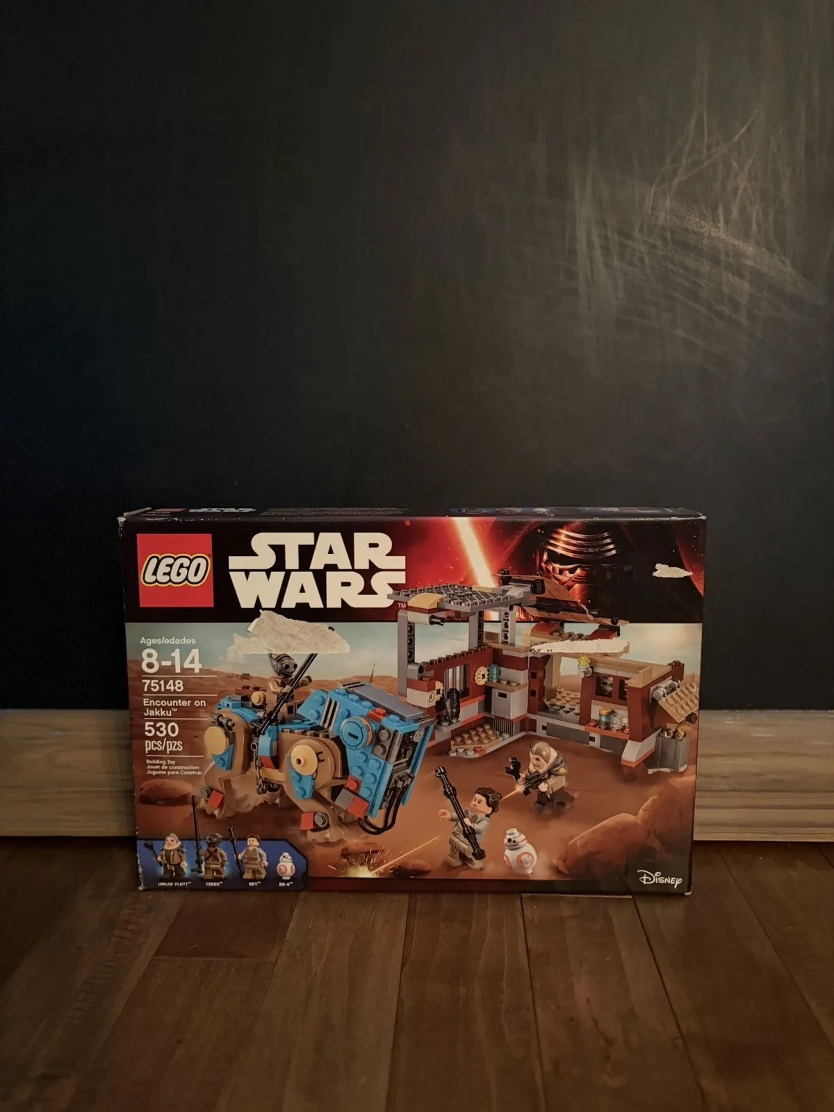 LEGO Star Wars: Encounter on Jakku (75148)