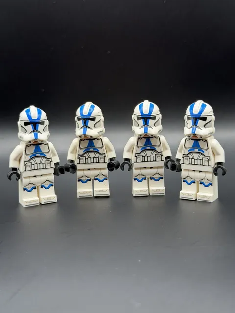 Lot of 4 Lego Star Wars Minifigure 501 Legion Clone Trooper Phase 1 NO HOLES