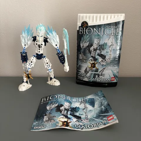 LEGO BIONICLE GLATORIAN - STRAKK - 8982 - COMPLETE MANUAL + BOX