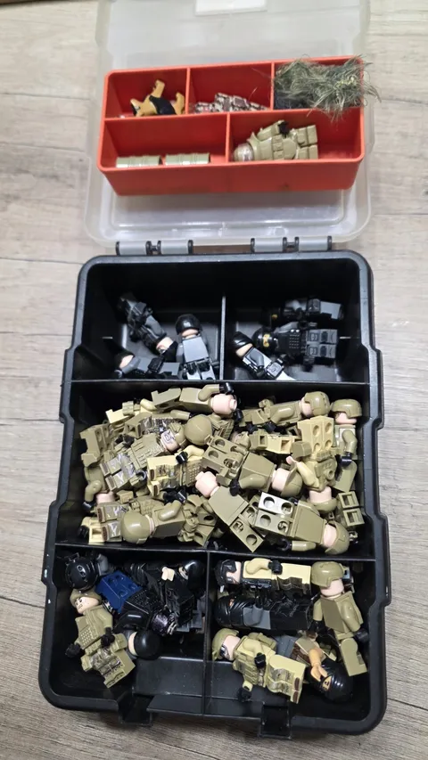 LEGO Bulk Lot Mixed Bricks & Parts, Multicolor Plastic, Boxed
