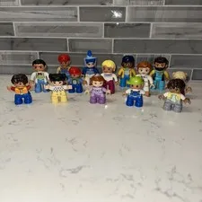Lego Duplo Figure Lot of 14 Boy Girl Mom Dad Family Beard Grocery Man Woman