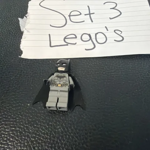 LEGO Batman Minifigure with Cape and Mask, 2 Sided Head  
