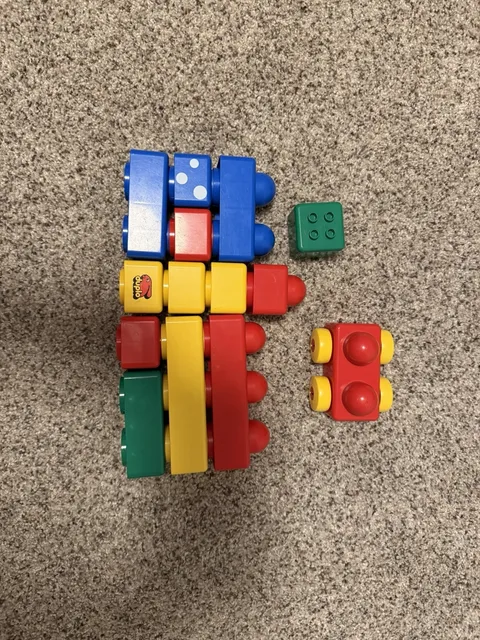 LEGO Duplo Mixed Lot Building Blocks Bricks + Vehicle 20+ Pieces