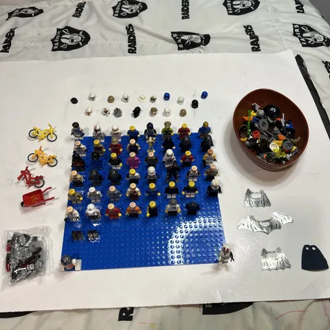 Lego Mini figures Random Accessories Parts Collectible Minifigures Vintage