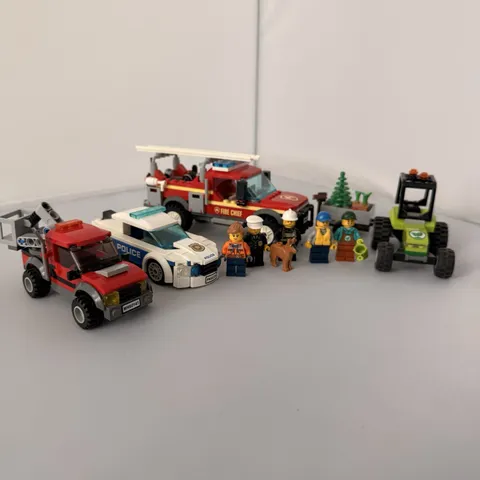LEGO City Police & Fire Bundle Job Lot Vehicles Minifigures Trucks