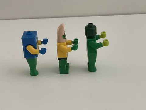 LEGO SpongeBob Heroes of the Deep Flying Dutchman Patrick Minifigure Lot