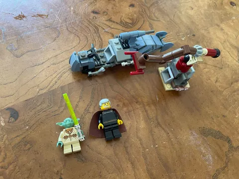 LEGO Star Wars: Jedi Duel (7103) 100% complete with Minifigures