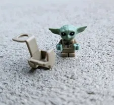 LEGO Star Wars The Child Baby Yoda Grogu & Carrier Minifigure 75292 Or 75299 Min