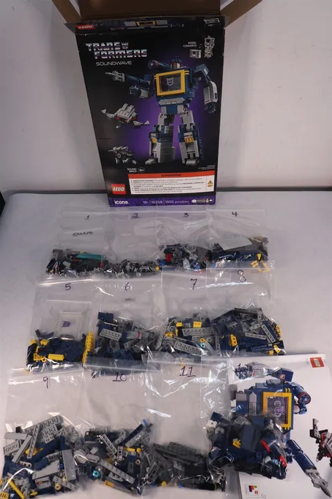 LEGO 10358 Transformers Soundwave 1505pcs Complete