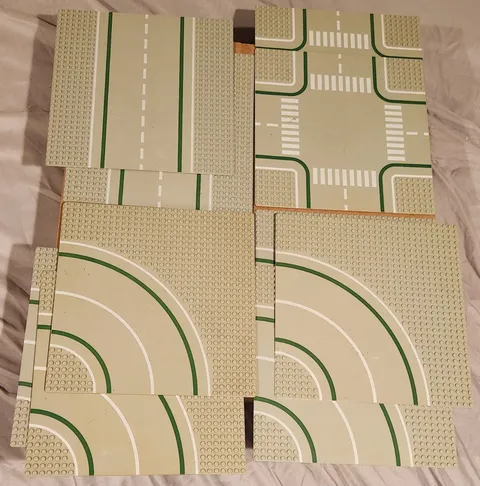 LEGO City Street Intersection Road Baseplates – Lot of 10 Vintage 
