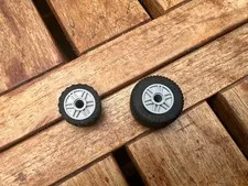 2x Lego Wheel Axle 18x14mm with pin hole Ref 55982 + 2 tires