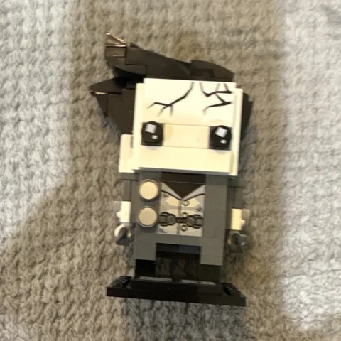 This is the LEGO BrickHeadz Captain Armando Salazar set (41594)