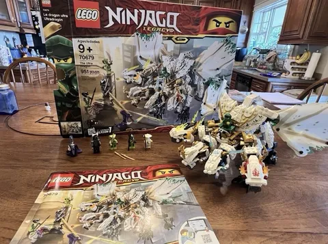 LEGO NINJAGO: The Ultra Dragon (70679)