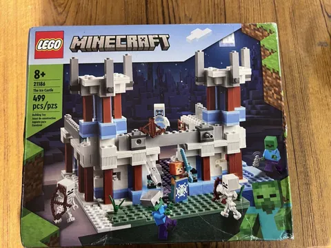 LEGO Minecraft 21186 The Ice Castle Steve 499pc Building Set Age 8+