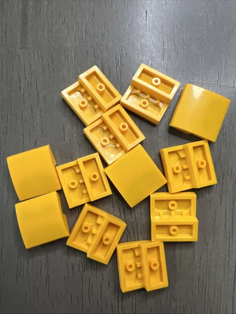 LEGO 15068 Bright Light Orange, Curved 2 x 2 x 2/3 - 12 Pieces