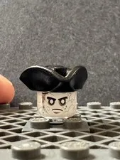 Lego Officer Magda Minifigure Head And Hat  (71042)  
