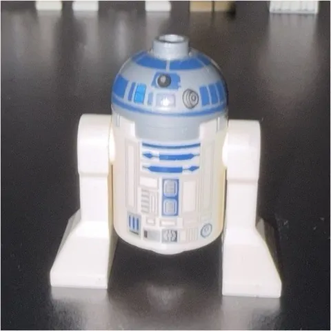 LEGO Star Wars Minifigure Lot - 3x R2D2 and R5D8 Astromechs