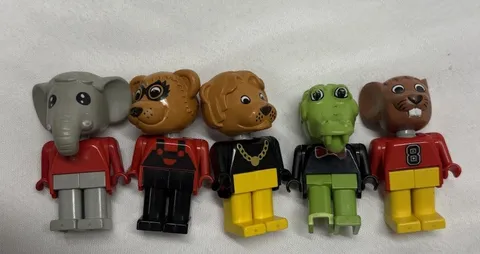 Lot Of Vintage Lego Fabuland Minifigures Lot Of 5 Gator Foot Broken