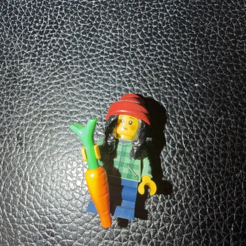 New LEGO Minifigure Series 22 Groom Figure